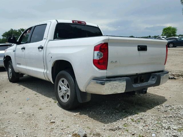 5TFDW5F15GX573958 - 2016 TOYOTA TUNDRA CRE WHITE photo 3