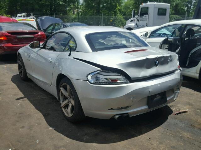 WBALM53599E376876 - 2009 BMW Z4 SDRIVE3 SILVER photo 3