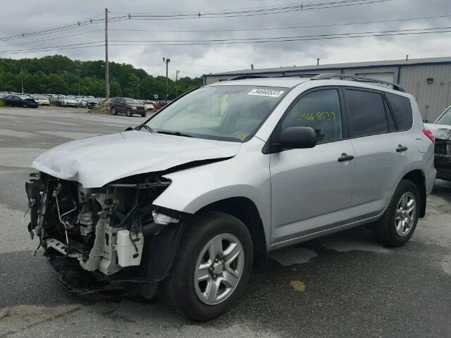 2T3BF4DV5AW063273 - 2010 TOYOTA RAV4 SILVER photo 2