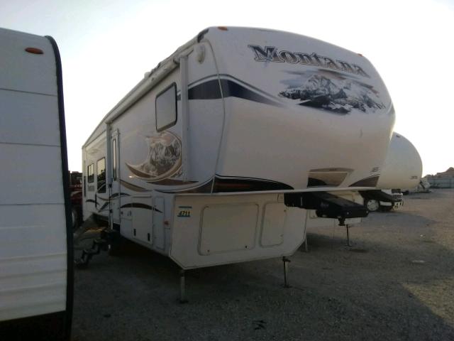 4YDF34022C4700848 - 2012 KEYSTONE MONTANA WHITE photo 1