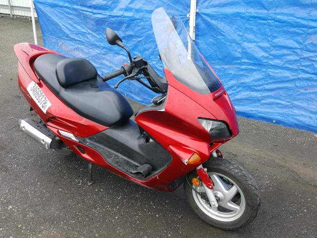 JH2MF06125K300433 - 2005 HONDA NSS250 RED photo 1