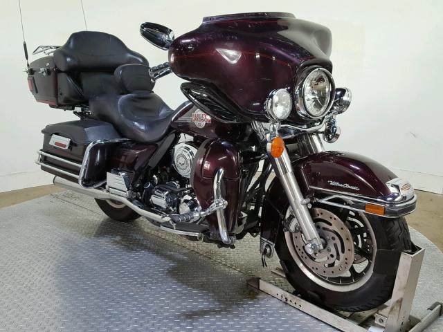 1HD1FCW166Y711845 - 2006 HARLEY-DAVIDSON FLHTCUI Марун фото 2