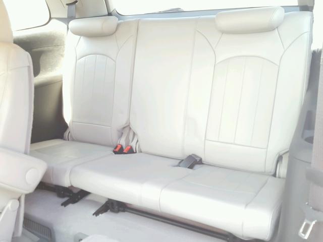 1GKKVSED7BJ111938 - 2011 GMC ACADIA SLT 白色 照片 9