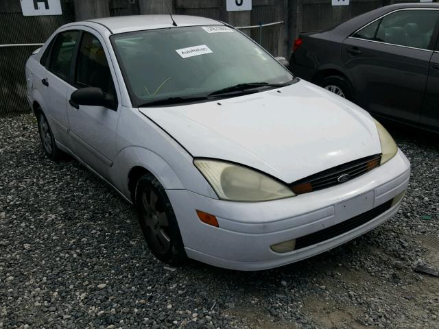 1FAFP38382W156993 - 2002 FORD FOCUS ZTS WHITE photo 1