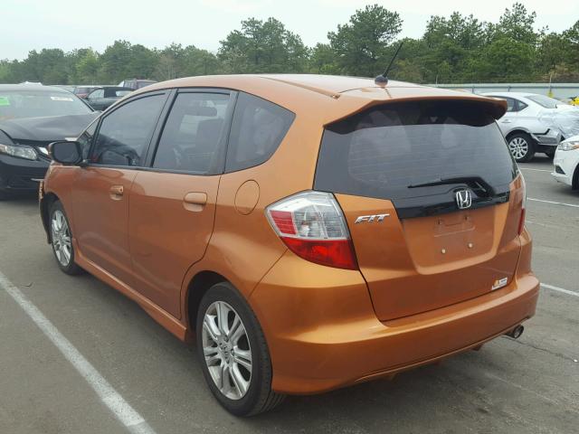 JHMGE8H62AS002408 - 2010 HONDA FIT SPORT ORANGE photo 3