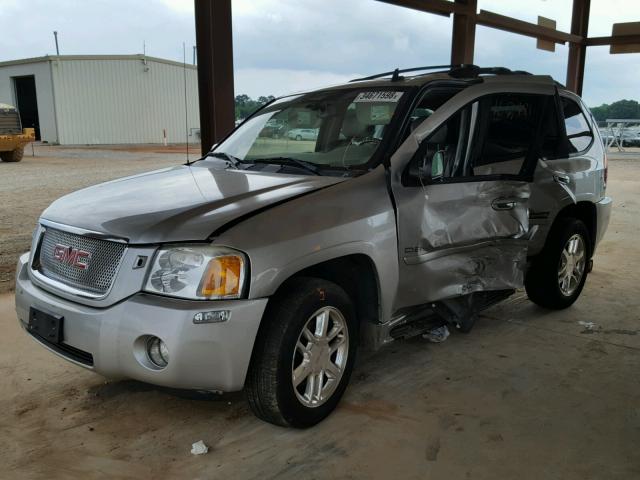 1GKES63M762227799 - 2006 GMC ENVOY DENA SILVER photo 2