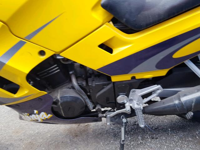 JKAEXMF133A097647 - 2003 KAWASAKI EX250 F YELLOW photo 7