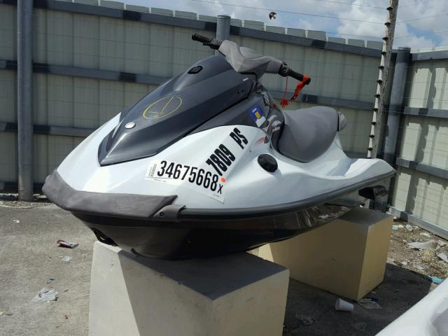 YAMA2841D414 - 2014 YAMAHA VX100 TWO TONE photo 2