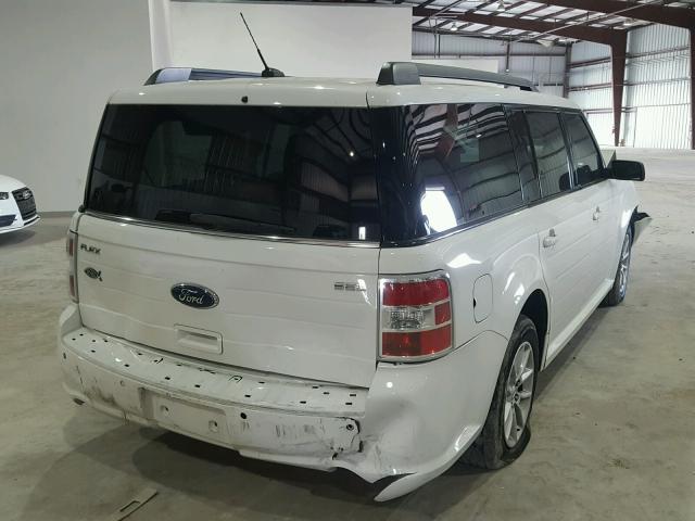 2FMGK5B82EBD07471 - 2014 FORD FLEX SE WHITE photo 4