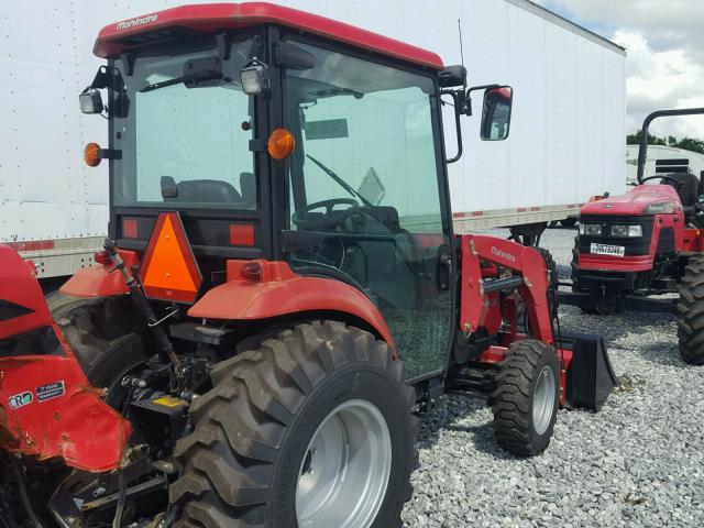 38HX150470197 - 2016 MAHINDRA AND MAHINDRA TRACTOR RED photo 4