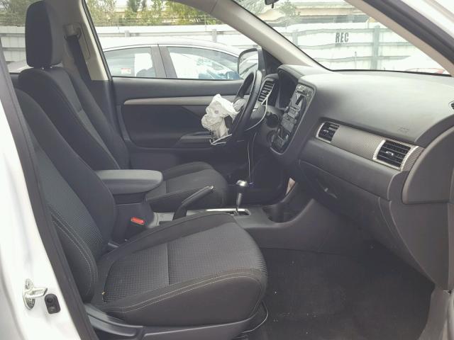 JA4AD2A31GZ017788 - 2016 MITSUBISHI OUTLANDER WHITE photo 5