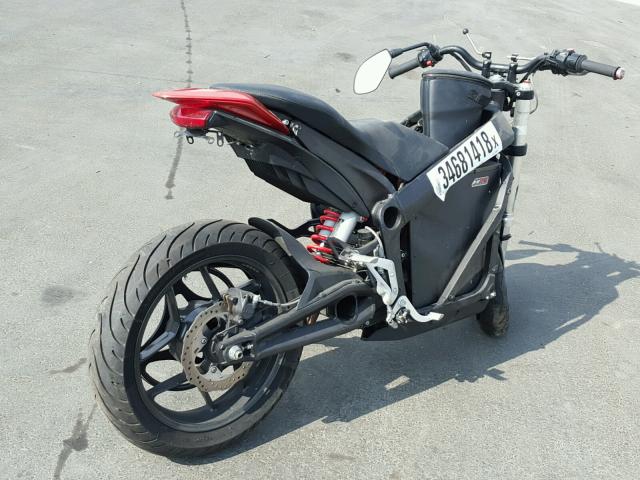 538SM7Z36FCG04818 - 2015 ZERO MOTORCYCLES INC SR 12.5/15 BLACK photo 4