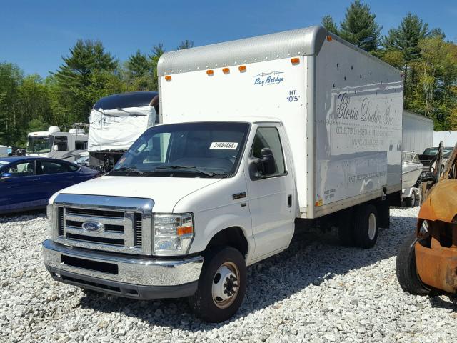 1FDWE3FLXBDA14753 - 2011 FORD ECONOLINE WHITE photo 2