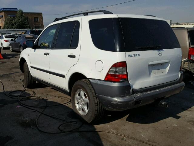 4JGAB54E2XA116284 - 1999 MERCEDES-BENZ ML WHITE photo 3