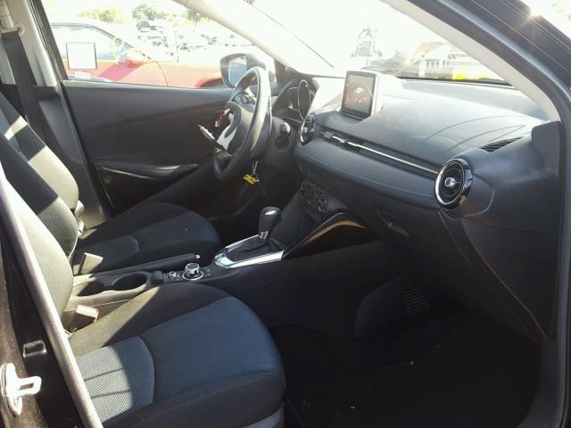 3MYDLBZV7GY146464 - 2016 TOYOTA SCION IA BLACK photo 5