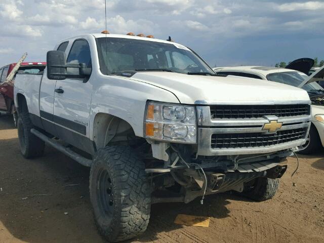 1GCHK29638E187880 - 2008 CHEVROLET SILVERADO WHITE photo 1