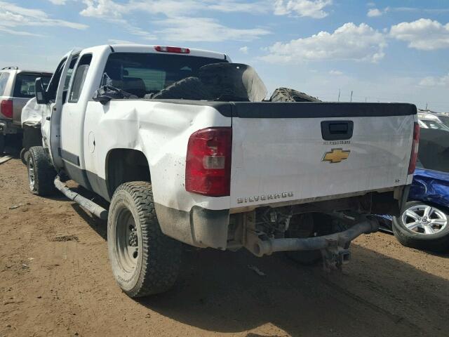 1GCHK29638E187880 - 2008 CHEVROLET SILVERADO WHITE photo 3