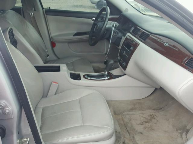 2G1WC5EM8A1254645 - 2010 CHEVROLET IMPALA LTZ SILVER photo 5