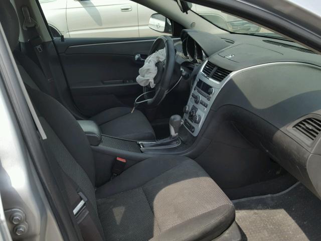 1G1ZC5E19BF379263 - 2011 CHEVROLET MALIBU 1LT SILVER photo 5