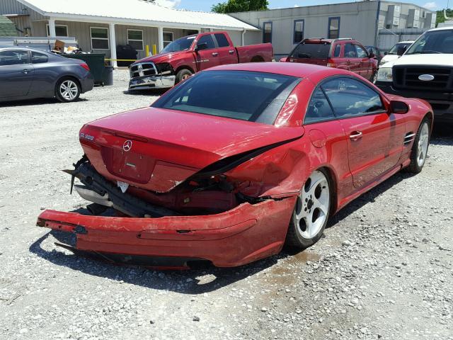 WDBSK75F05F102474 - 2005 MERCEDES-BENZ SL 500 RED photo 4