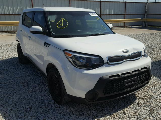 KNDJN2A29F7774801 - 2015 KIA SOUL WHITE photo 1