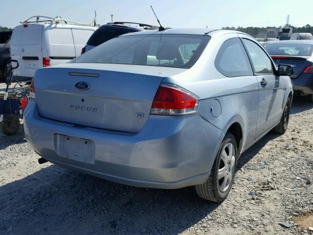 1FAHP32N48W188884 - 2008 FORD FOCUS S/SE BLUE photo 4