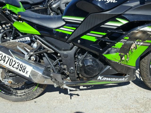 JKAEX8B13HDA35025 - 2017 KAWASAKI EX300 B TWO TONE photo 7