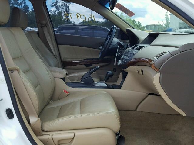 1HGCP26858A083448 - 2008 HONDA ACCORD WHITE photo 5