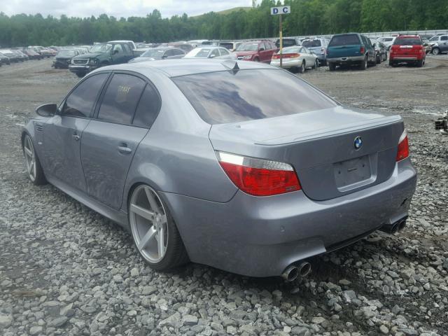 WBSNB93536B583584 - 2006 BMW M5 SILVER photo 3