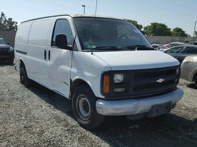 1GCGG25R511129456 - 2001 CHEVROLET EXPRESS G2 WHITE photo 1