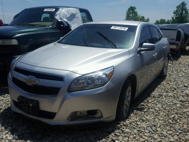 1G11D5SR3DF154733 - 2013 CHEVROLET MALIBU 1LT 银色 照片 2