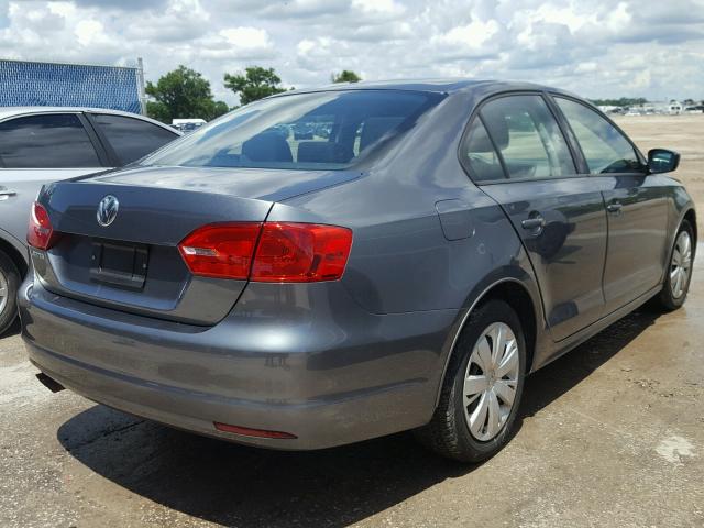 3VW2K7AJ0DM224078 - 2013 VOLKSWAGEN JETTA BASE 石墨色 照片 4