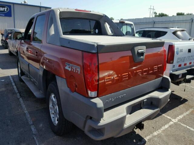 3GNEC13T02G318523 - 2002 CHEVROLET AVALANCHE ORANGE photo 3