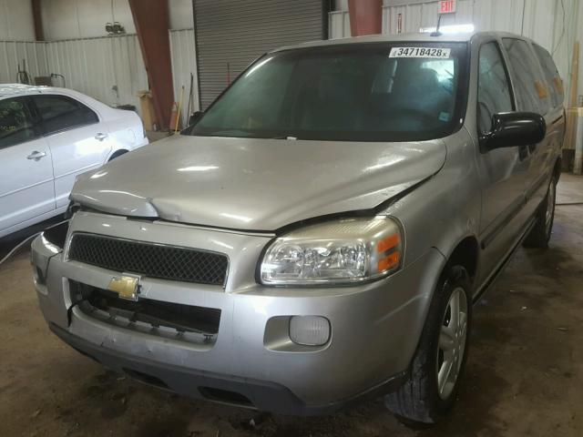 1GNDV03L45D154288 - 2005 CHEVROLET UPLANDER SILVER photo 2