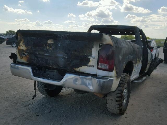 3C6UD5HL8CG312589 - 2012 DODGE RAM 2500 WHITE photo 4