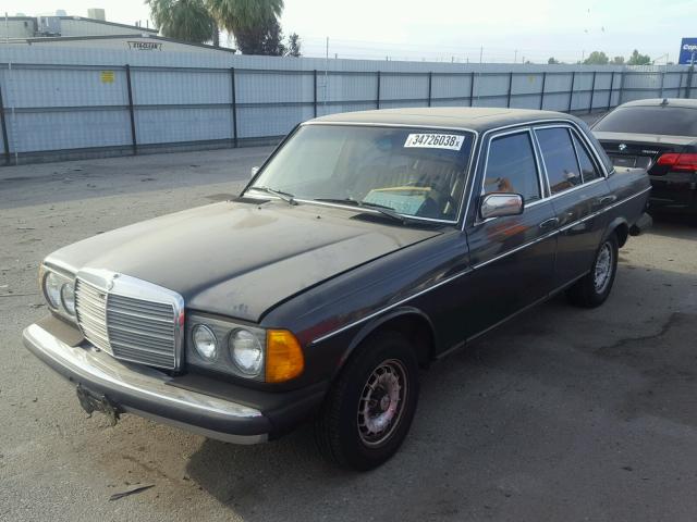 WDBAB33C0FA255626 - 1985 MERCEDES-BENZ 300 DT GRAY photo 2