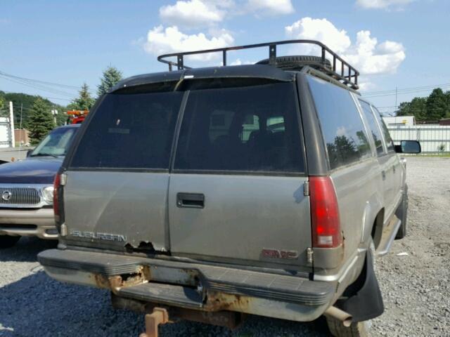 3GKGK26J5XG526476 - 1999 GMC SUBURBAN K GRAY photo 4