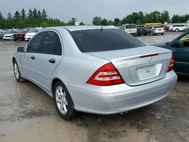 WDBRF52JX6F804349 - 2006 MERCEDES-BENZ C GENERATI SILVER photo 3