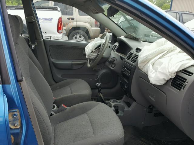 KNADC125036251154 - 2003 KIA RIO BLUE photo 5