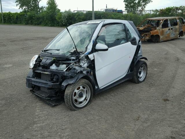 WMEEJ3BA9DK707006 - 2013 SMART FORTWO PUR WHITE photo 2