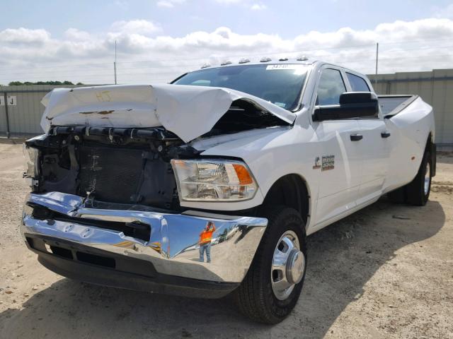 3C63RRGL5JG111770 - 2018 RAM 3500 ST WHITE photo 2