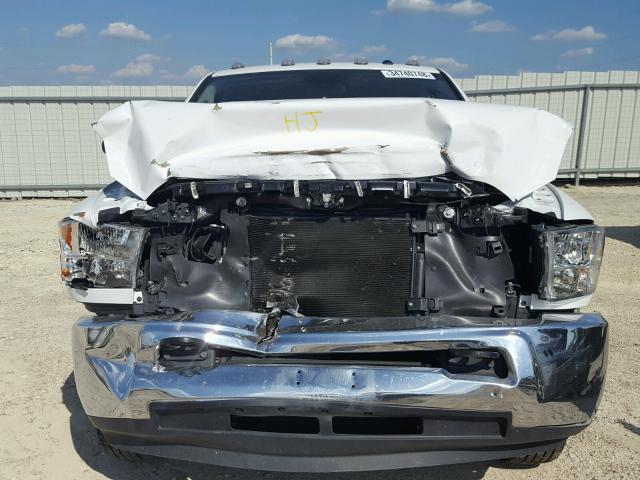 3C63RRGL5JG111770 - 2018 RAM 3500 ST WHITE photo 7