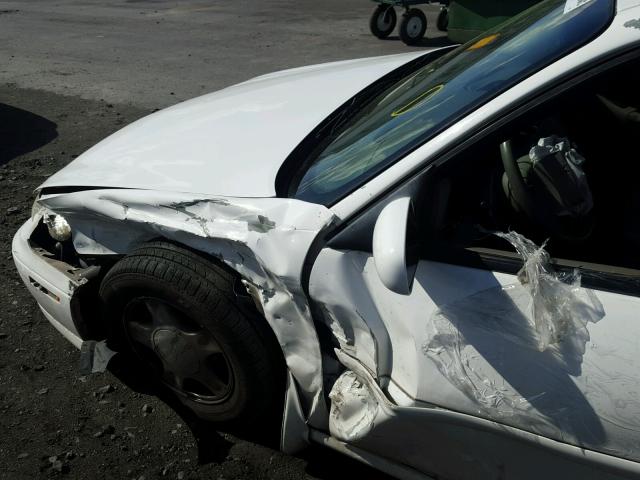 1G1NE52JXY6195634 - 2000 CHEVROLET MALIBU LS 白色 照片 9