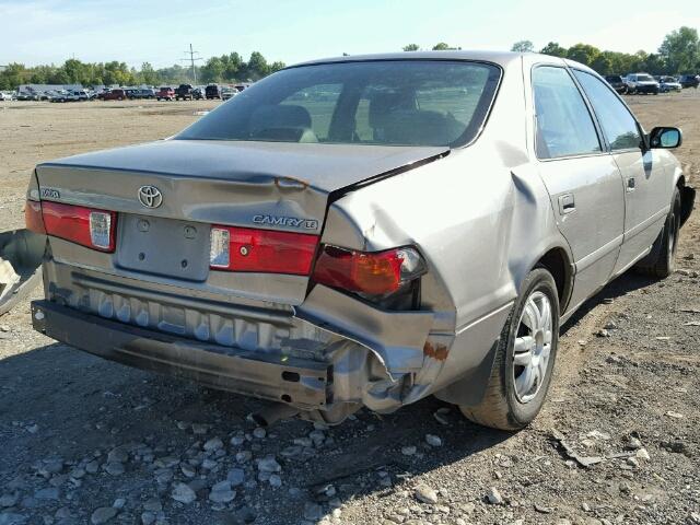 4T1BG22K2YU691899 - 2000 TOYOTA CAMRY CE GRAY photo 4