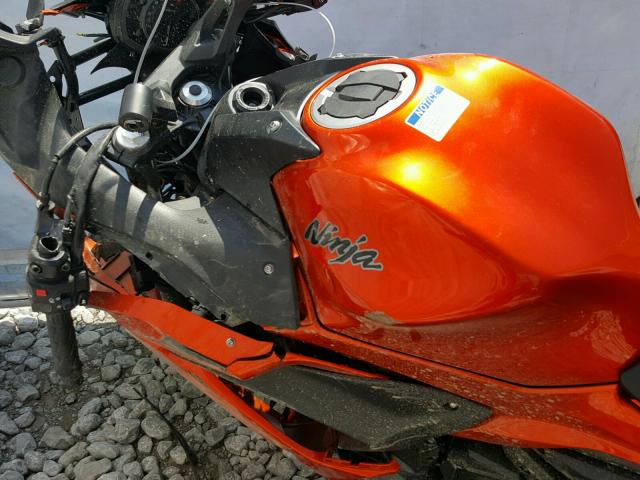 JKAEXEJ10HDA01303 - 2017 KAWASAKI EX650 J ნარინჯისფერი ფოტო 9