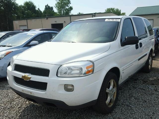 1GNDV23138D188592 - 2008 CHEVROLET UPLANDER WHITE photo 2