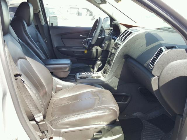 1GKLRMEDXAJ117428 - 2010 GMC ACADIA SLT ვერცხლისფერი ფოტო 5