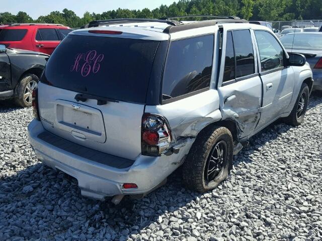 1GNDS13S072127660 - 2007 CHEVROLET TRAILBLAZE SILVER photo 4