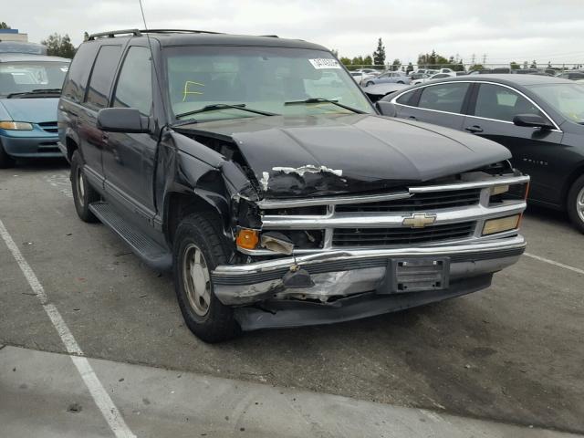 1GNEC13R6WJ329843 - 1998 CHEVROLET TAHOE C150 BLACK photo 1