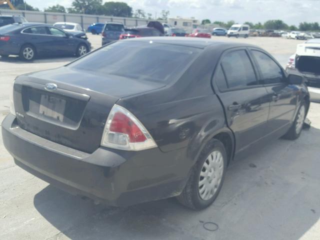 3FAHP06Z86R202944 - 2006 FORD FUSION S GRAY photo 4